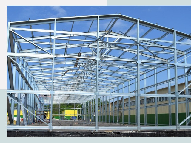 Строительство фабрик в железнодорожном