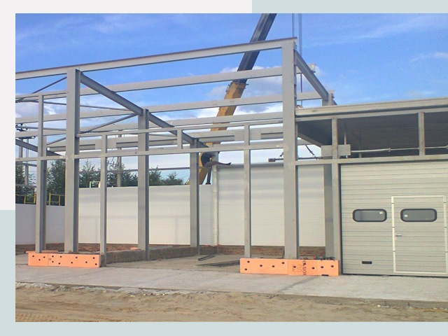 Строительство автосервисов от СтальСтрой-Жлз по цене 615 руб.