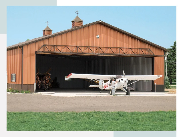 Ангары для самолетов в железнодорожном