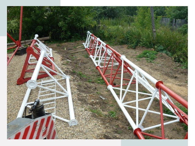 Башни связи в железнодорожном