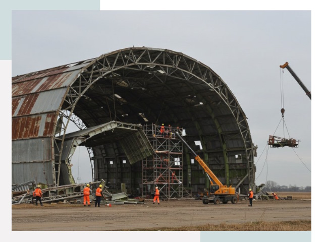 Демонтаж ангаров в железнодорожном